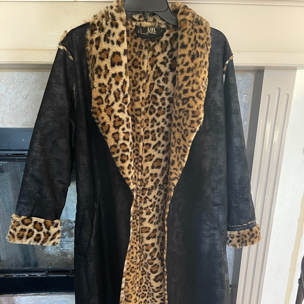 L&B Suede style coat